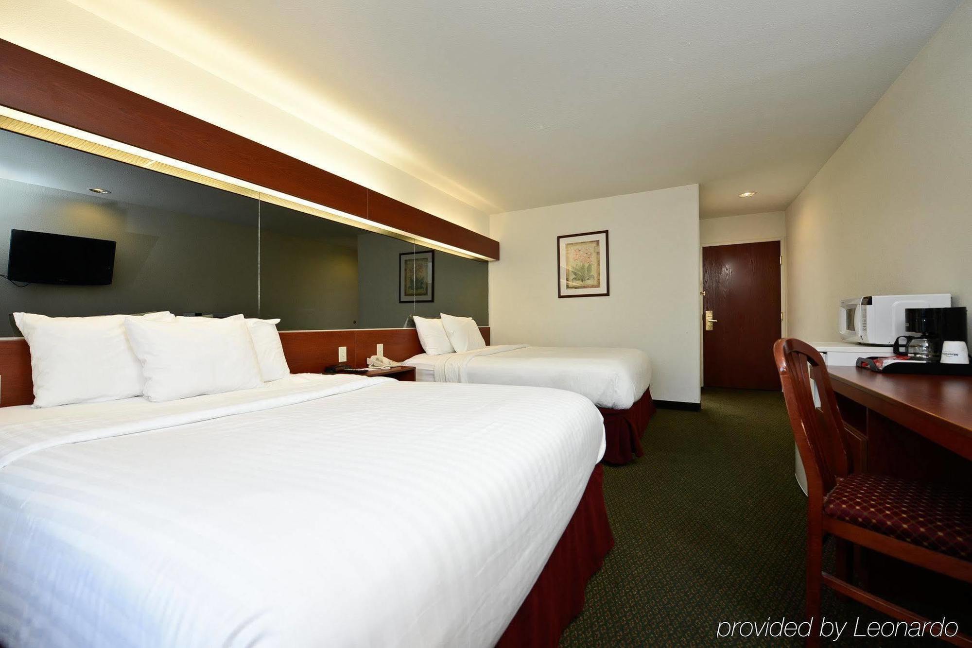 Americas Best Value Inn Lake Charles Interstate 210 Dış mekan fotoğraf